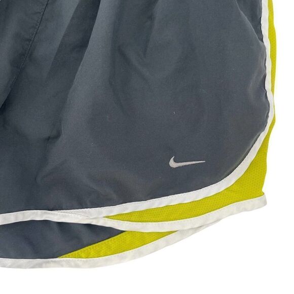 Nike Running Shorts Lined Womens Size Medium Gray Dri Fit Athletic Elastic Waist - Picture 3 of 6